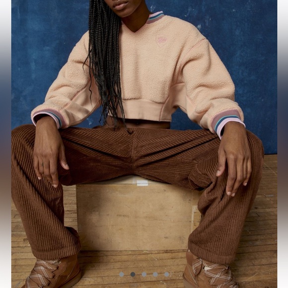 bdg fleece pullover sweatshirt - Picture 5 of 5